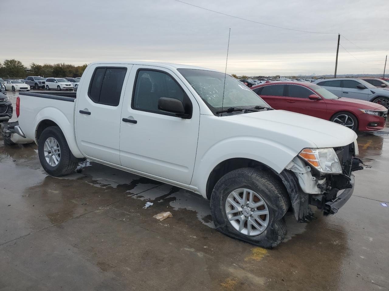 2019 Nissan Navara (Frontier) VIN 1N6AD0ER0KN787812 Copart auction photo, front end / side damage thumbnail 4