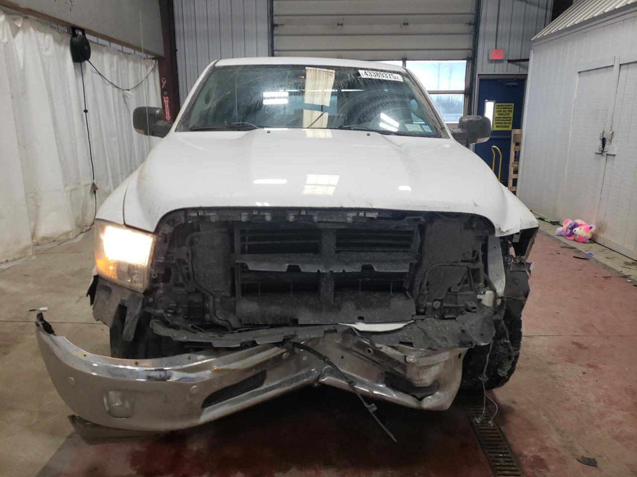 2016 RAM 1500 VIN 1C6RR7LT8GS112515 Copart auction photo, front end damage thumbnail 5