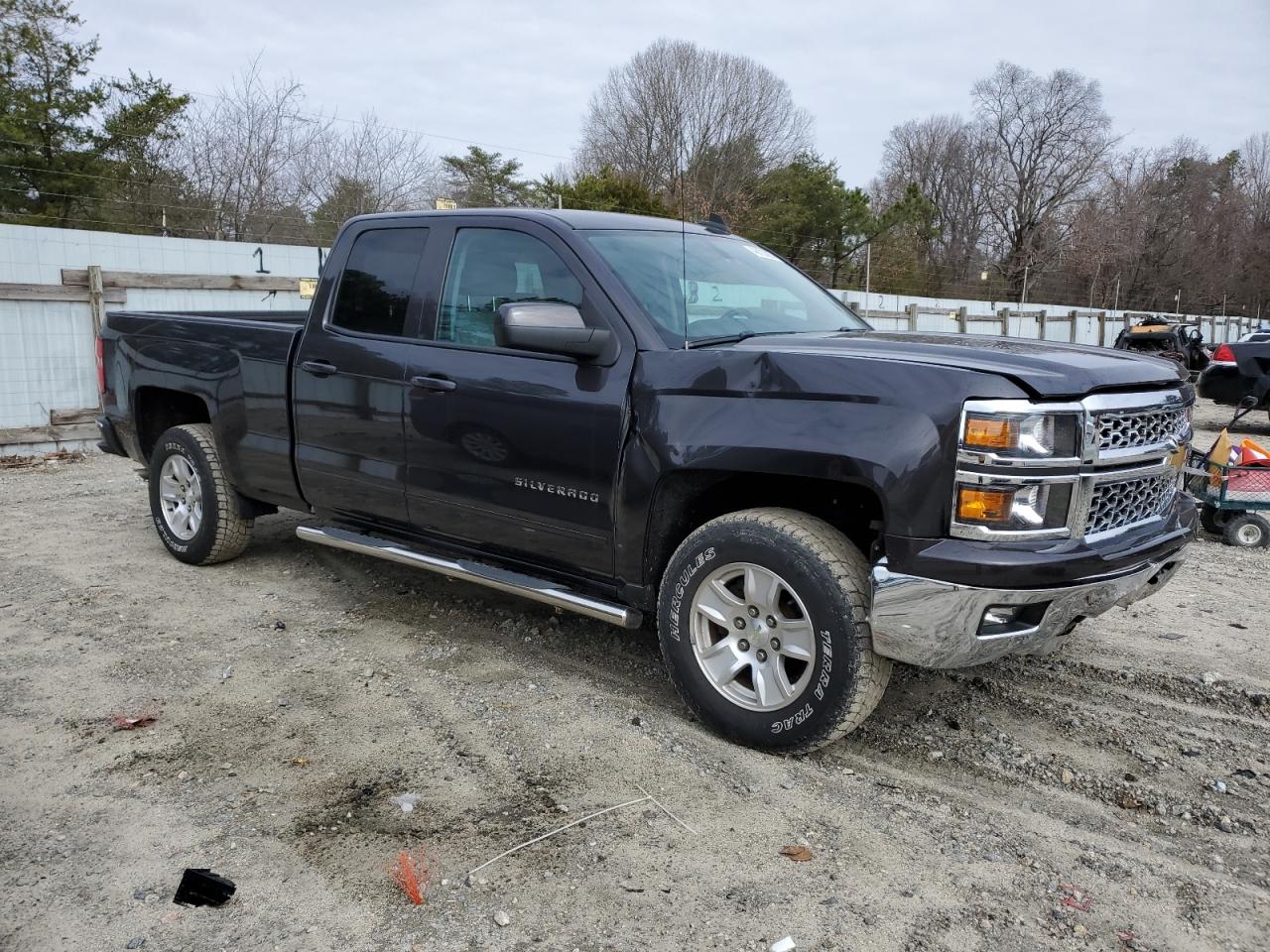 2015 Chevrolet Silverado VIN 1GCRCREH6FZ168408 Copart auction photo, front end / minor dent/scratches damage thumbnail 4