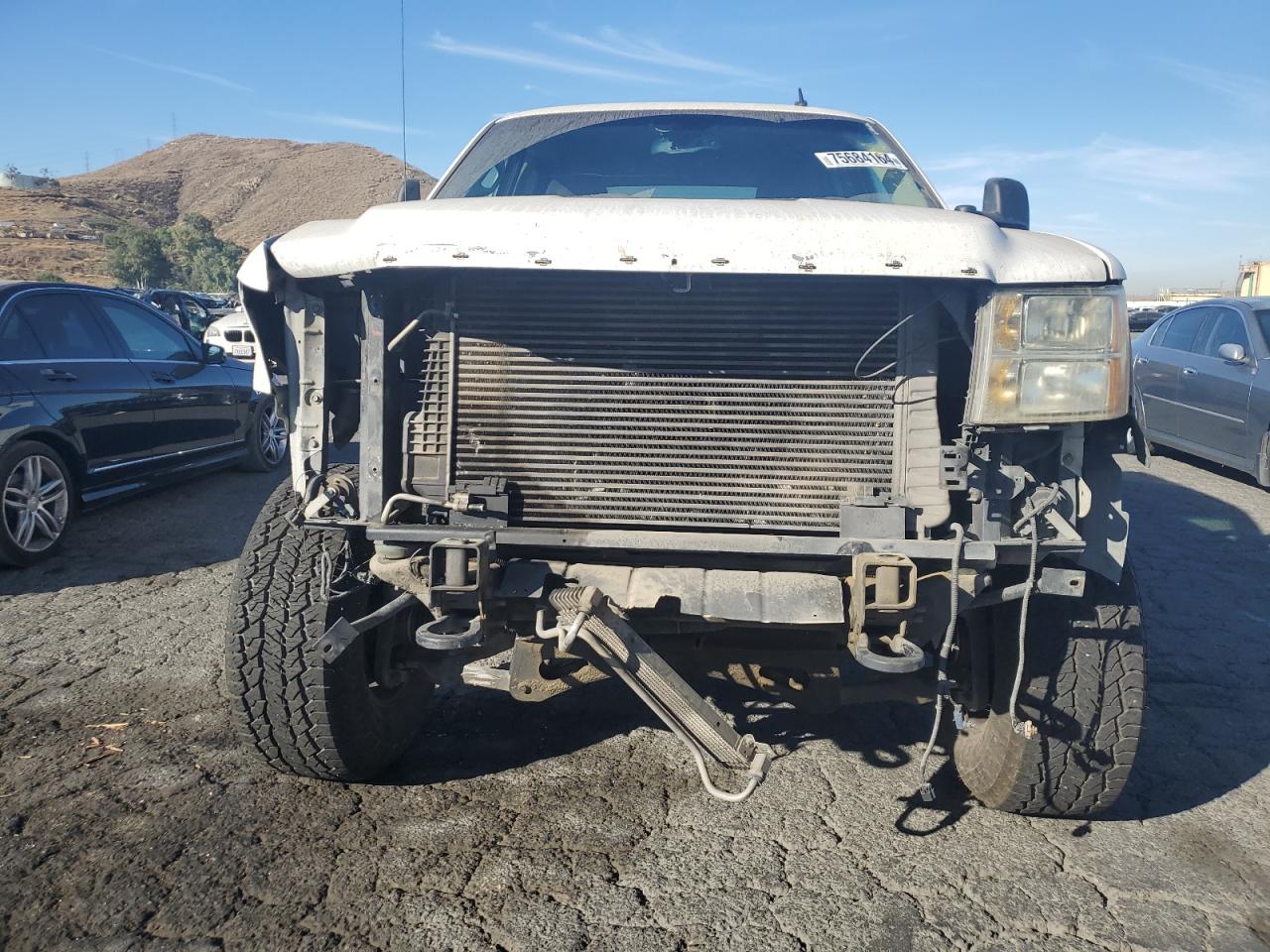 2007 GMC Sierra VIN 1GTHK23697F512985 Copart auction photo, front end / side damage thumbnail 5
