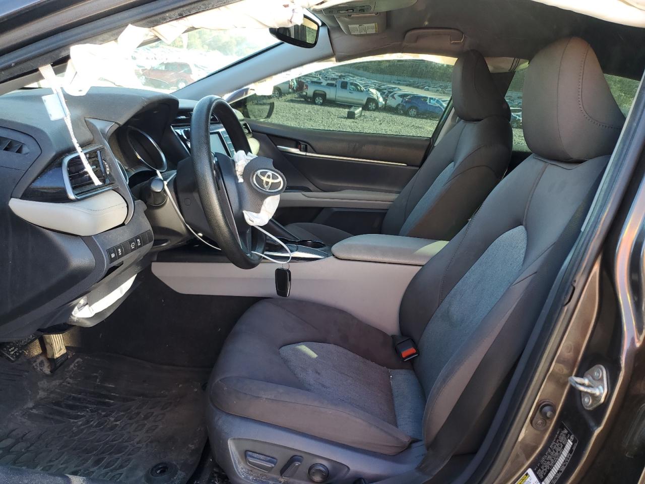 2019 Toyota Camry VIN 4T1B11HK8KU239854 Copart auction photo, front end damage thumbnail 7