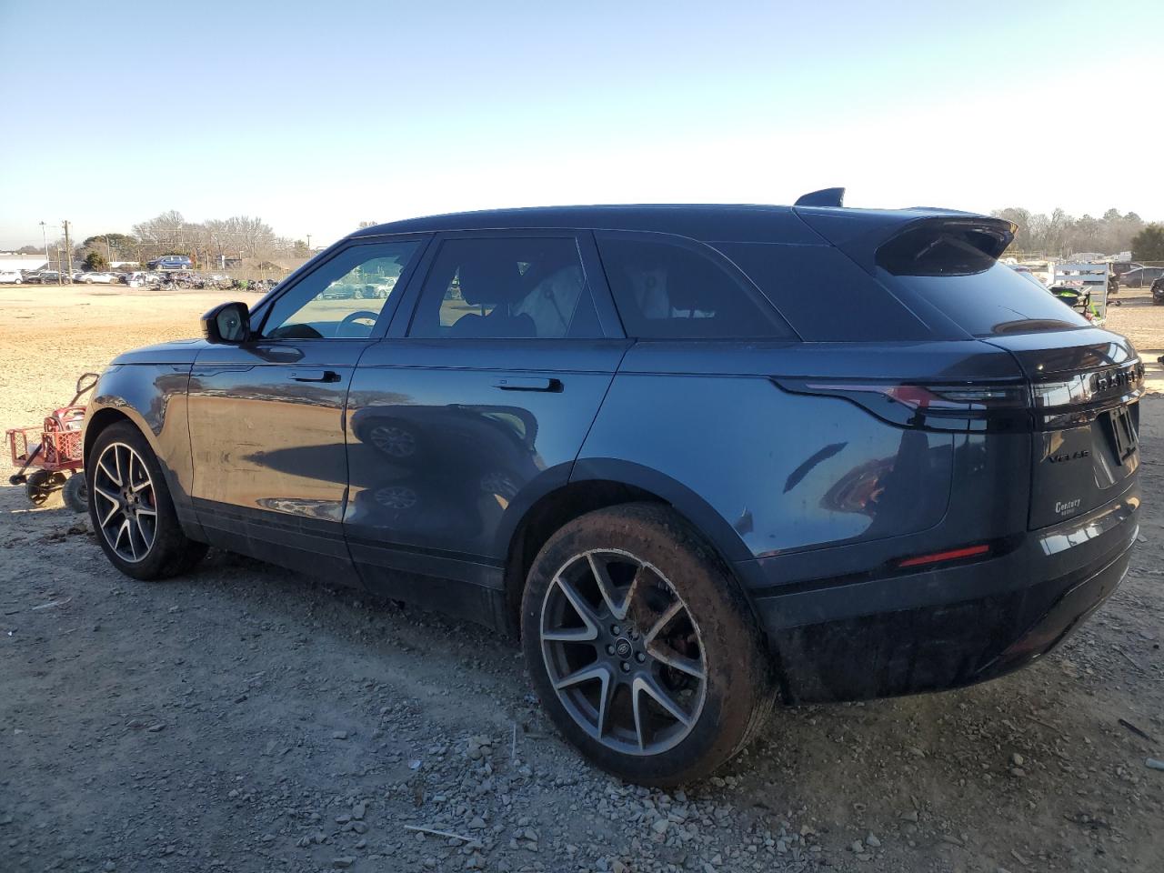 2024 Land Rover Range Rover VIN SALYL2EXXRA389998 Copart auction photo, side damage thumbnail 2