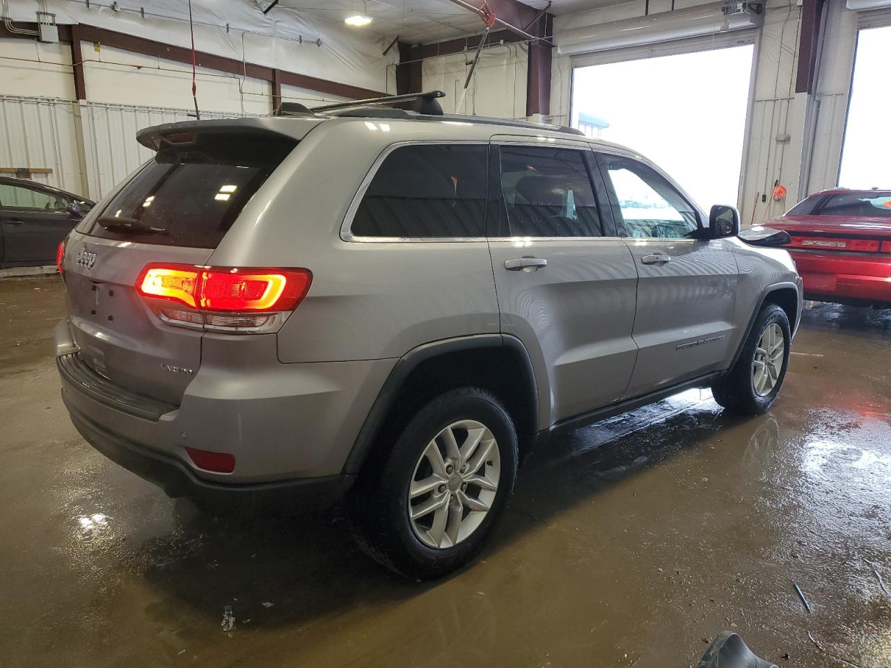 2017 Jeep Grand Cherokee VIN 1C4RJFAG4HC620475 Copart auction photo, front end damage thumbnail 3