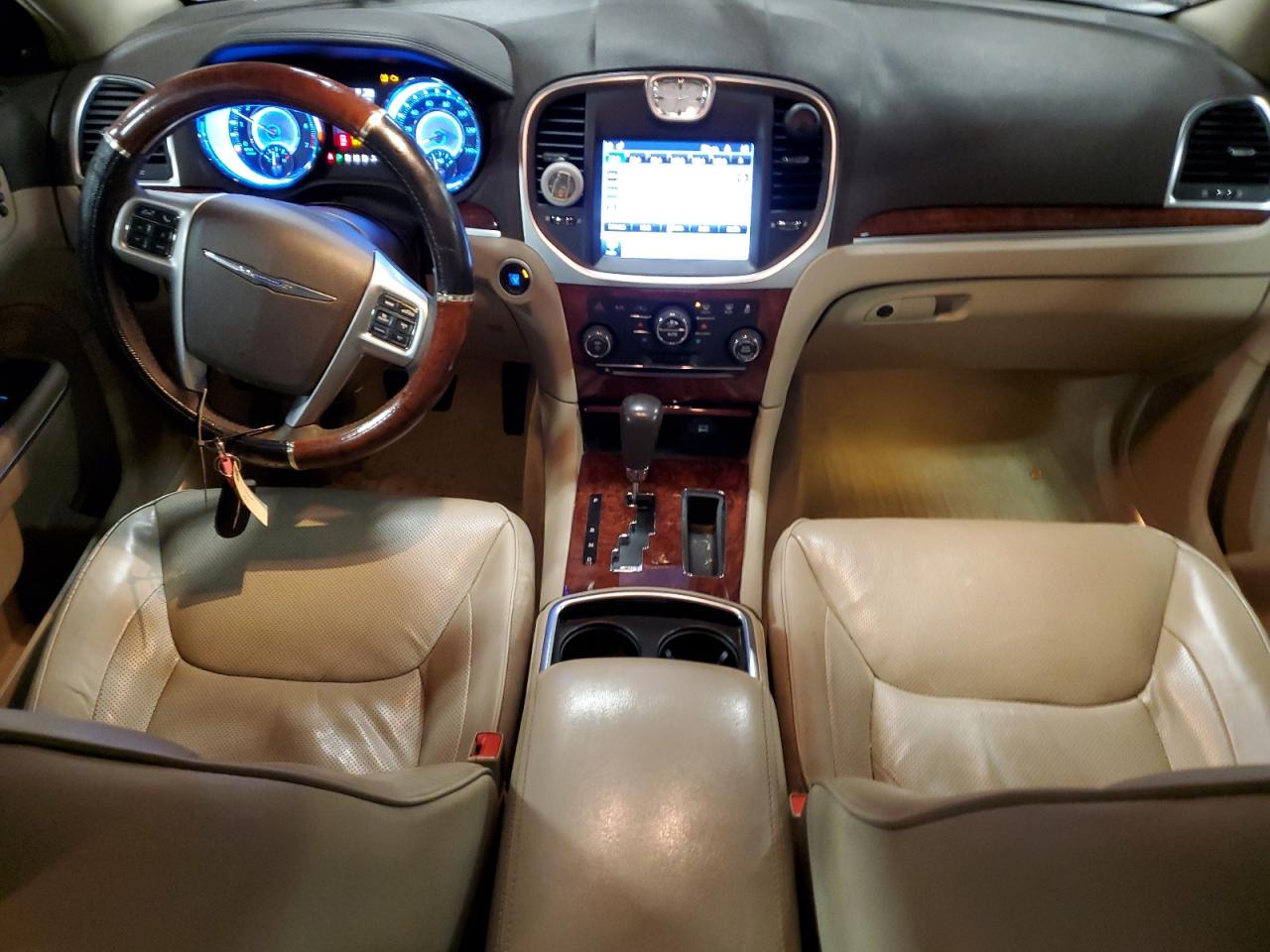 2011 Chrysler 300 VIN 2C3CA5CG6BH528547 Copart auction photo, side / mechanical damage thumbnail 8
