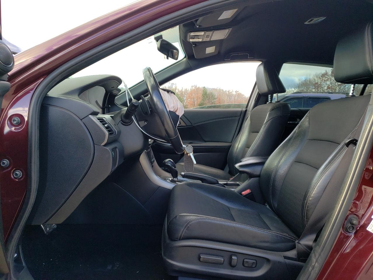 2017 Honda Accord VIN 1HGCR2F59HA221413 Copart auction photo, front end / minor dent/scratches damage thumbnail 7