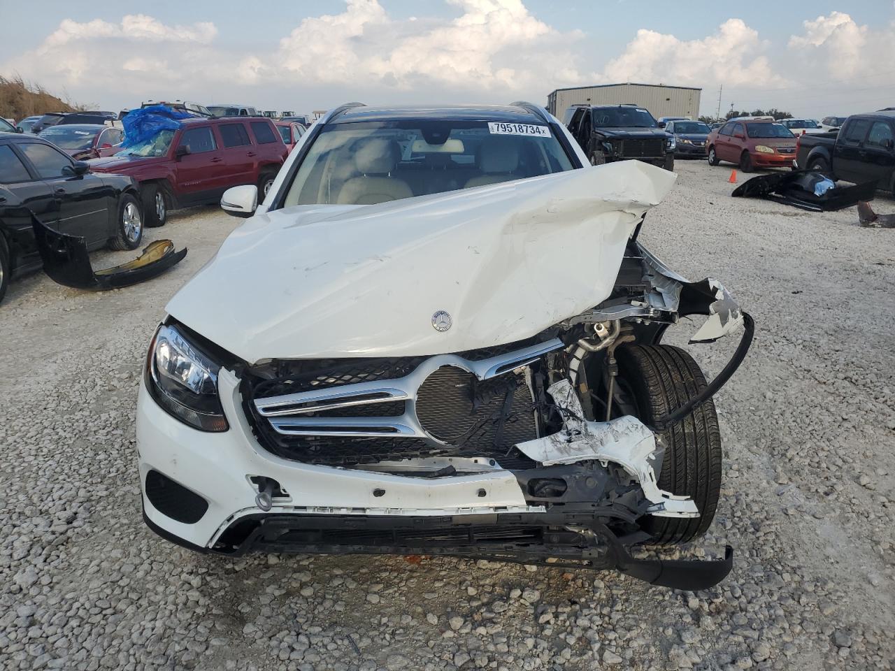 2017 Mercedes-Benz GLC VIN WDC0G4JB4HF251514 Copart auction photo, front end damage thumbnail 5