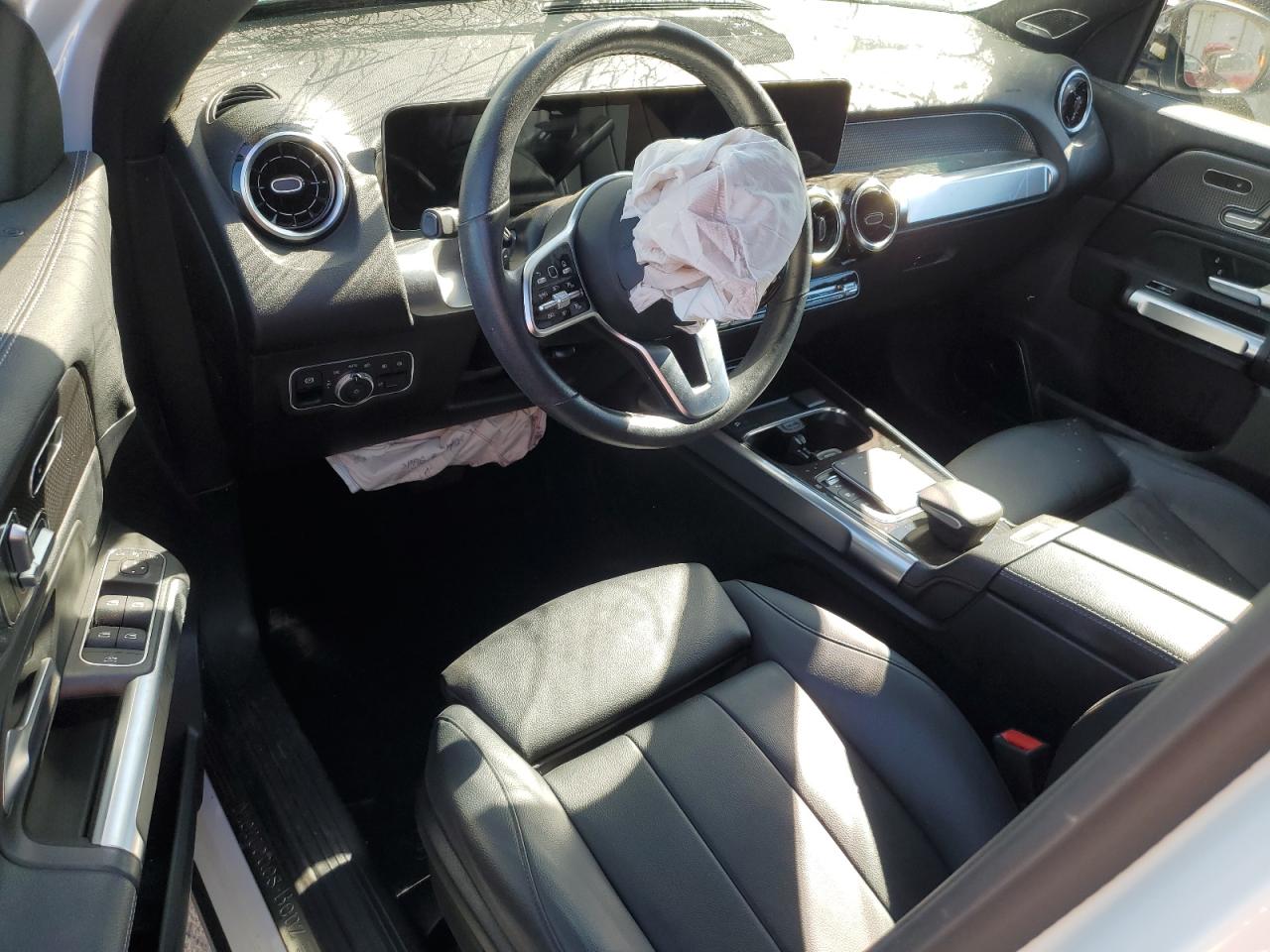 2021 Mercedes-Benz GLB VIN W1N4M4HB4MW106093 Copart auction photo, front end damage thumbnail 8