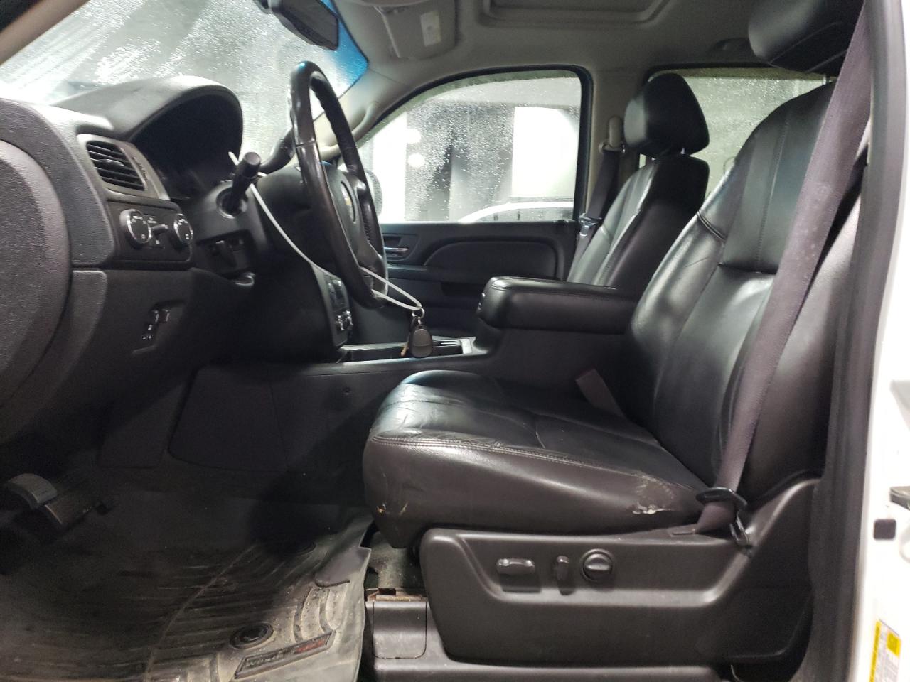 2011 Chevrolet Avalanche VIN 3GNTKFE36BG404942 Copart auction photo, rear end / front end damage thumbnail 7