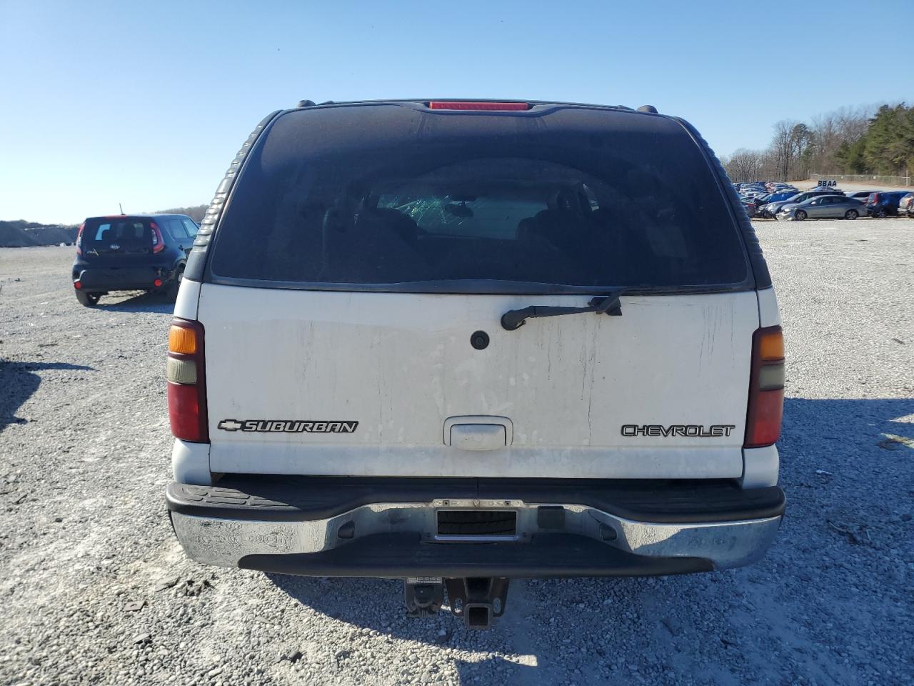 2003 Chevrolet Suburban VIN 1GNEC16Z93J174387 Copart auction photo, front end damage thumbnail 6