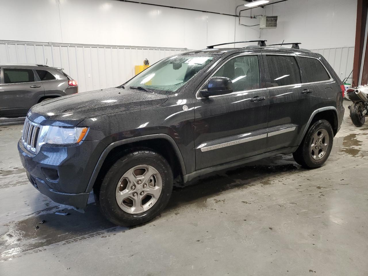 2011 Jeep Grand Cherokee VIN 1J4RR4GG5BC547588