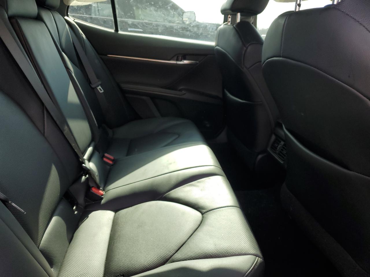 2020 Toyota Camry VIN 4T1F11AK8LU923168 Copart auction photo, all over damage thumbnail 10