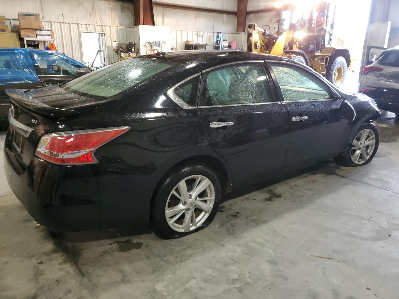 2015 Nissan Altima VIN 1N4AL3AP9FC417672 Copart auction photo, front end / side damage thumbnail 3