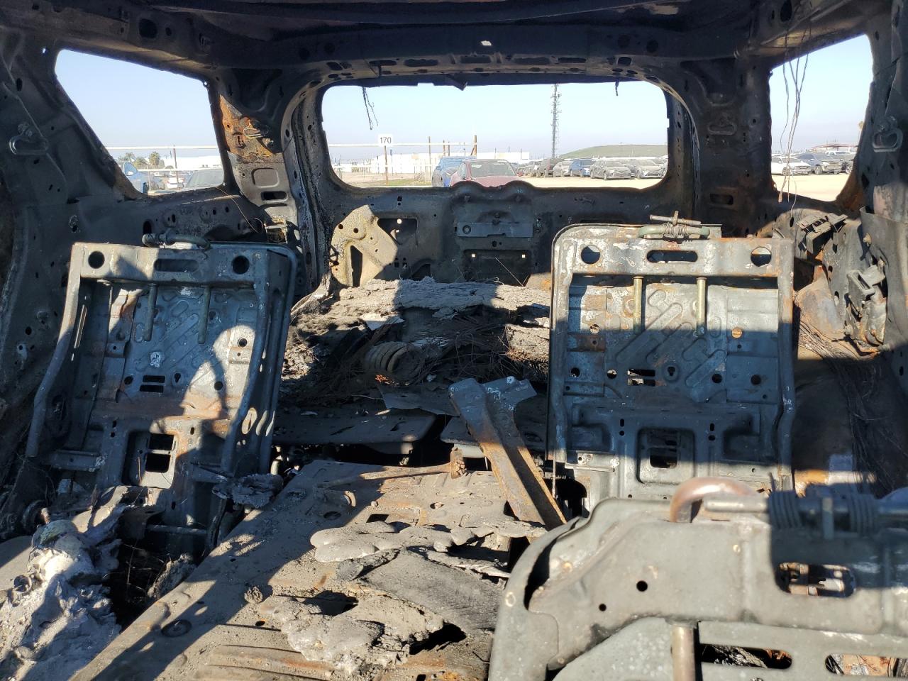2020 Ford Explorer VIN 1FMSK7DH2LGC82743 Copart auction photo, burn damage thumbnail 10