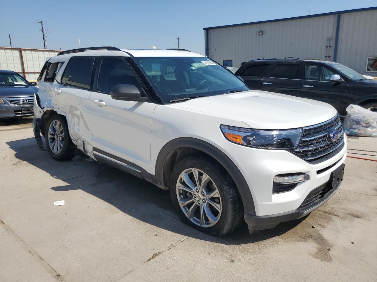 2023 Ford Explorer VIN 1FMSK7DH1PGA41133 Copart auction photo, side / rear end damage thumbnail 4