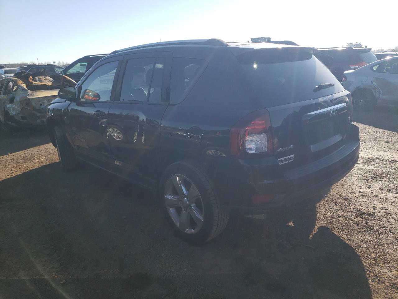 2014 Jeep Compass VIN 1C4NJDEB0ED828957 Copart auction photo, side / undercarriage damage thumbnail 2