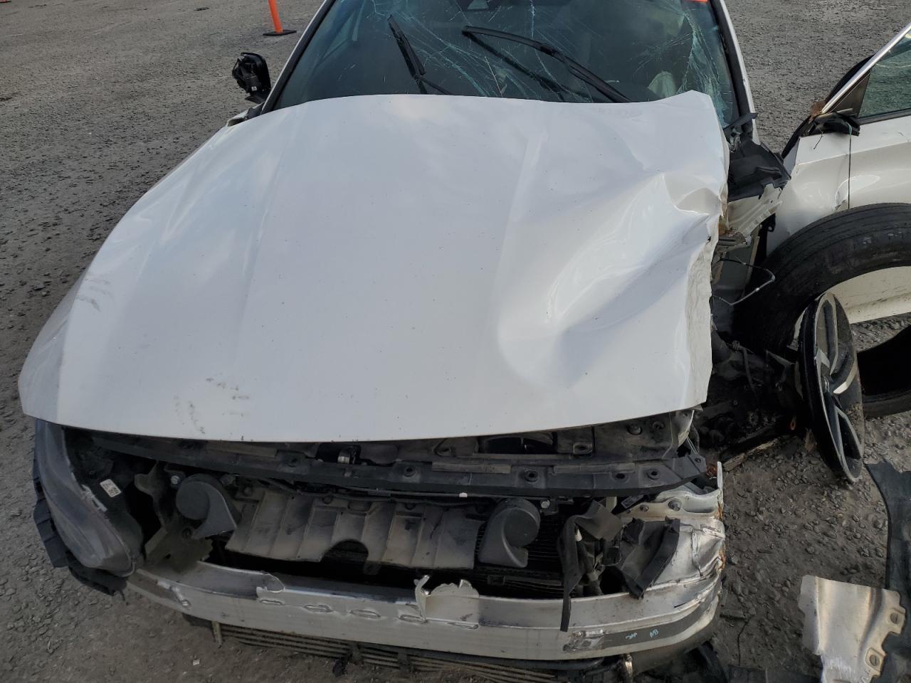 2020 Honda Accord VIN 1HGCV1F38LA073137 Copart auction photo, all over damage thumbnail 11
