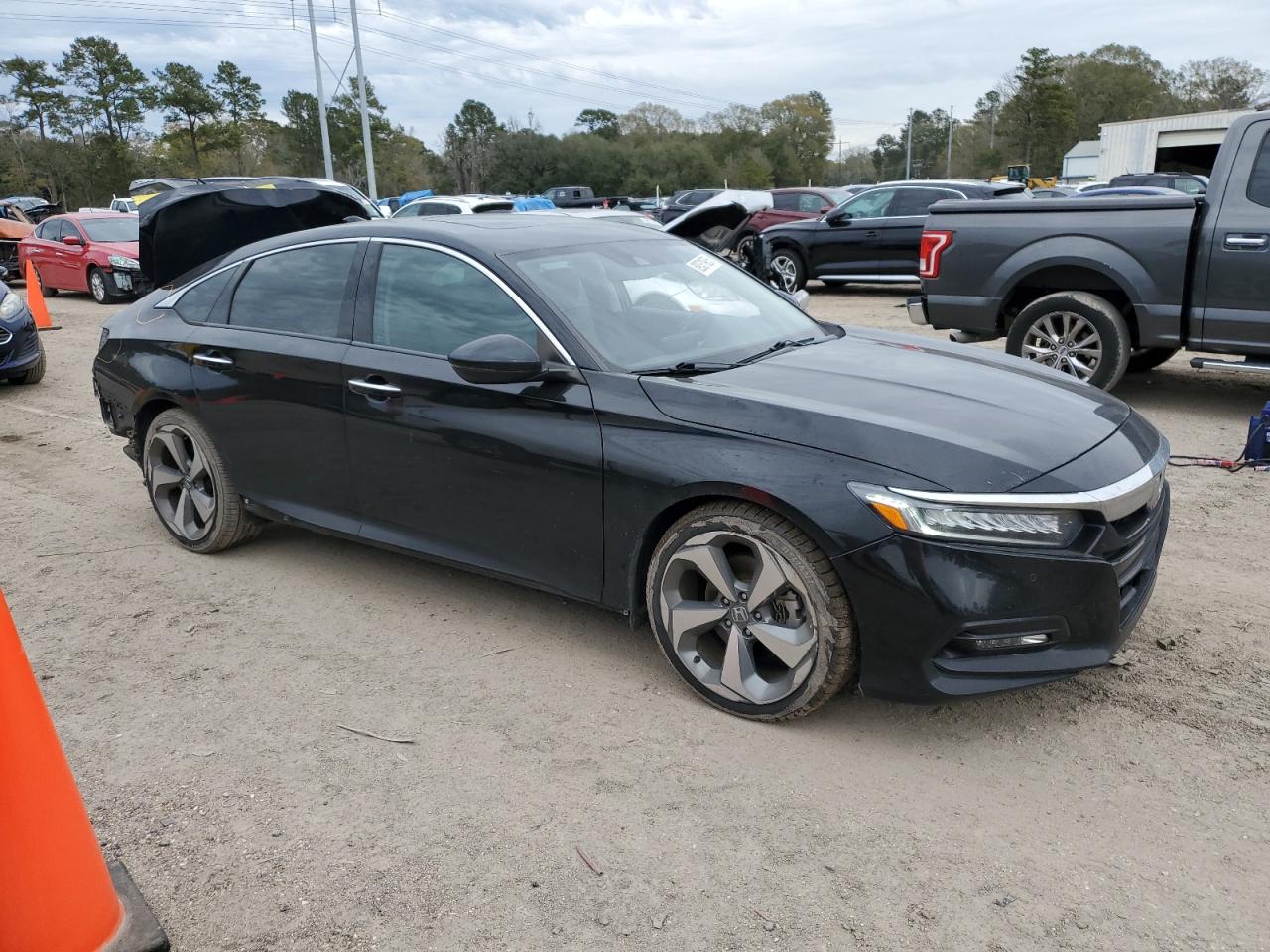 2019 Honda Accord VIN 1HGCV2F91KA035905 Copart auction photo, rear end damage thumbnail 4