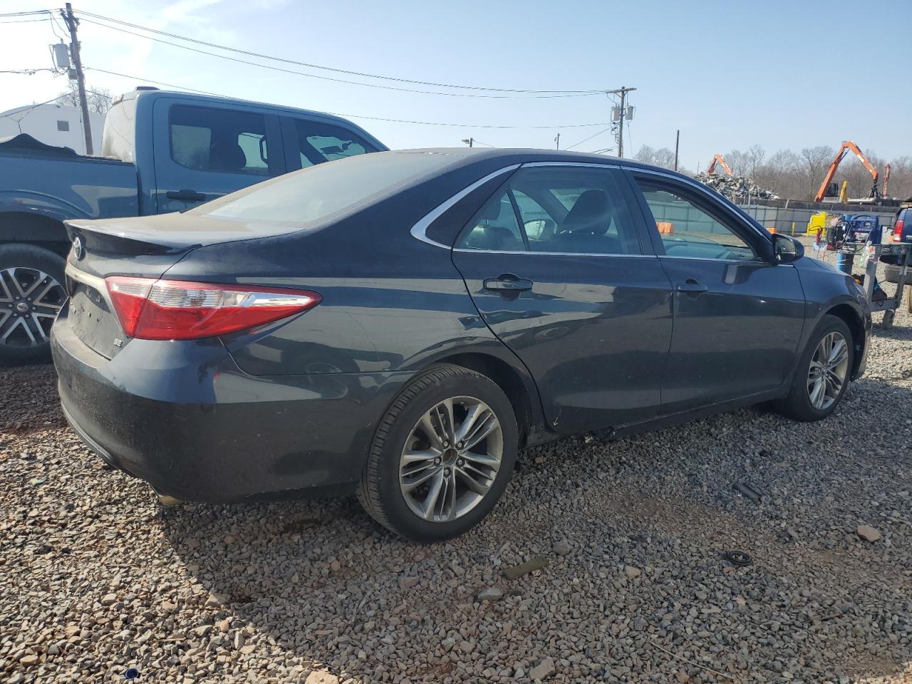 2017 Toyota Camry VIN 4T1BF1FK2HU434846 Copart auction photo, side / minor dent/scratches damage thumbnail 3