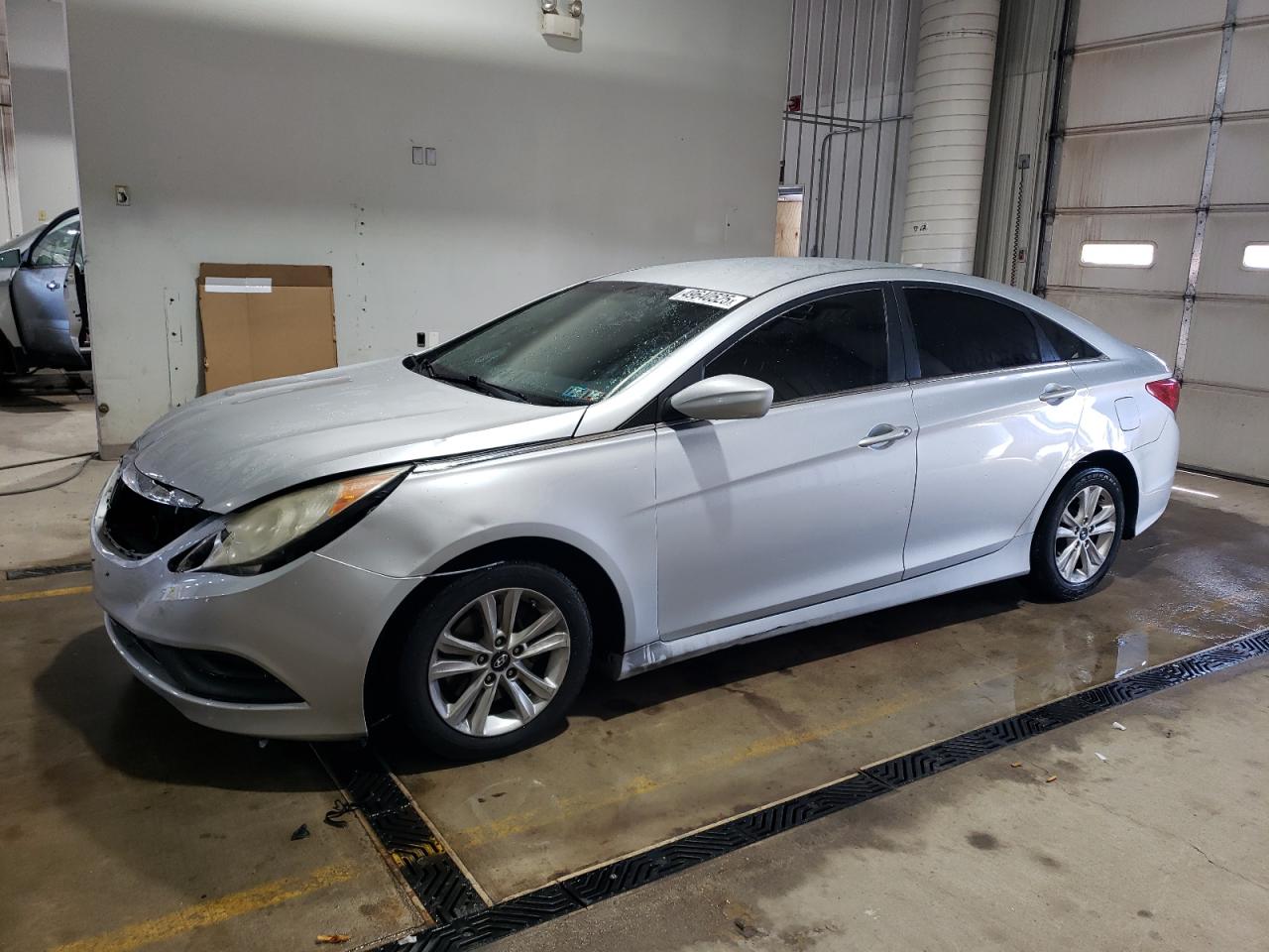 2014 Hyundai Sonata VIN 5NPEB4AC6EH853805