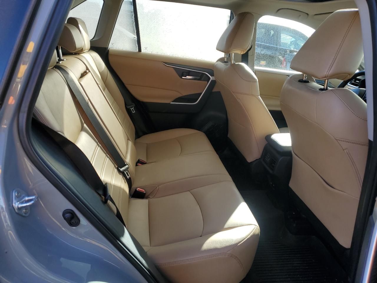 2021 Toyota RAV 4 VIN 2T3A1RFVXMW180713 Copart auction photo, hail damage thumbnail 11