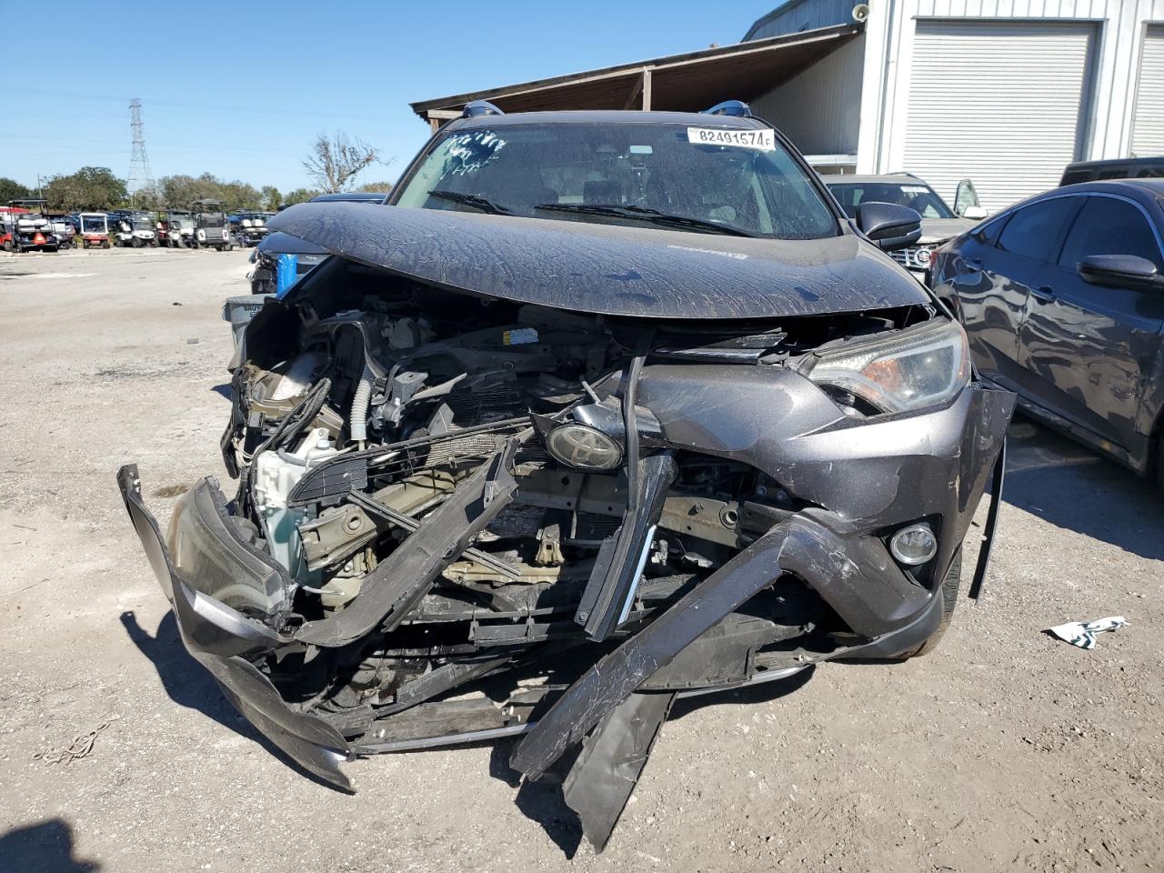 2017 Toyota RAV 4 VIN 2T3WFREV1HW380734 Copart auction photo, front end / rear end damage thumbnail 5