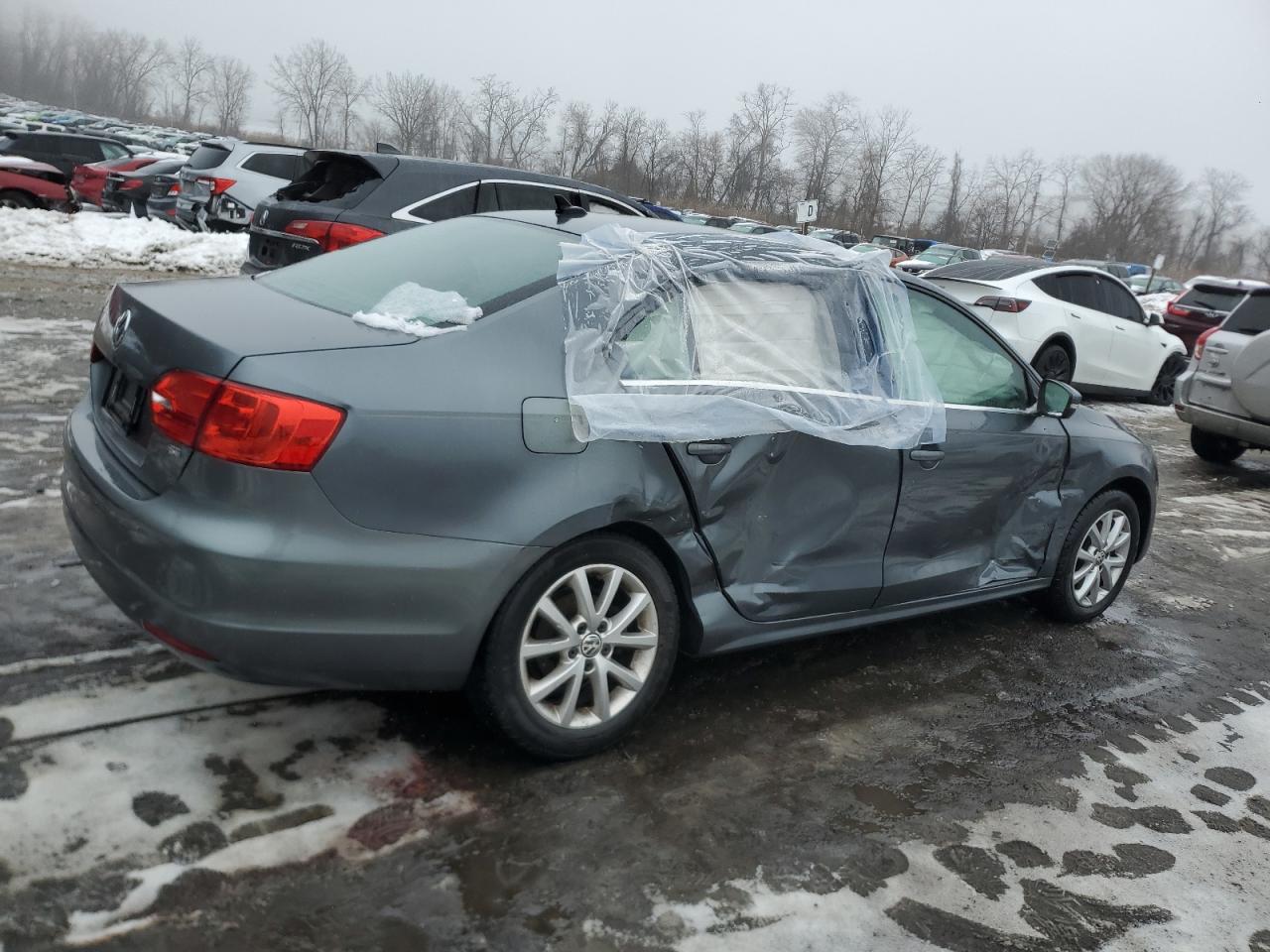 2014 Volkswagen Jetta VIN 3VWD17AJ00EM28533 Copart auction photo, side / undercarriage damage thumbnail 3