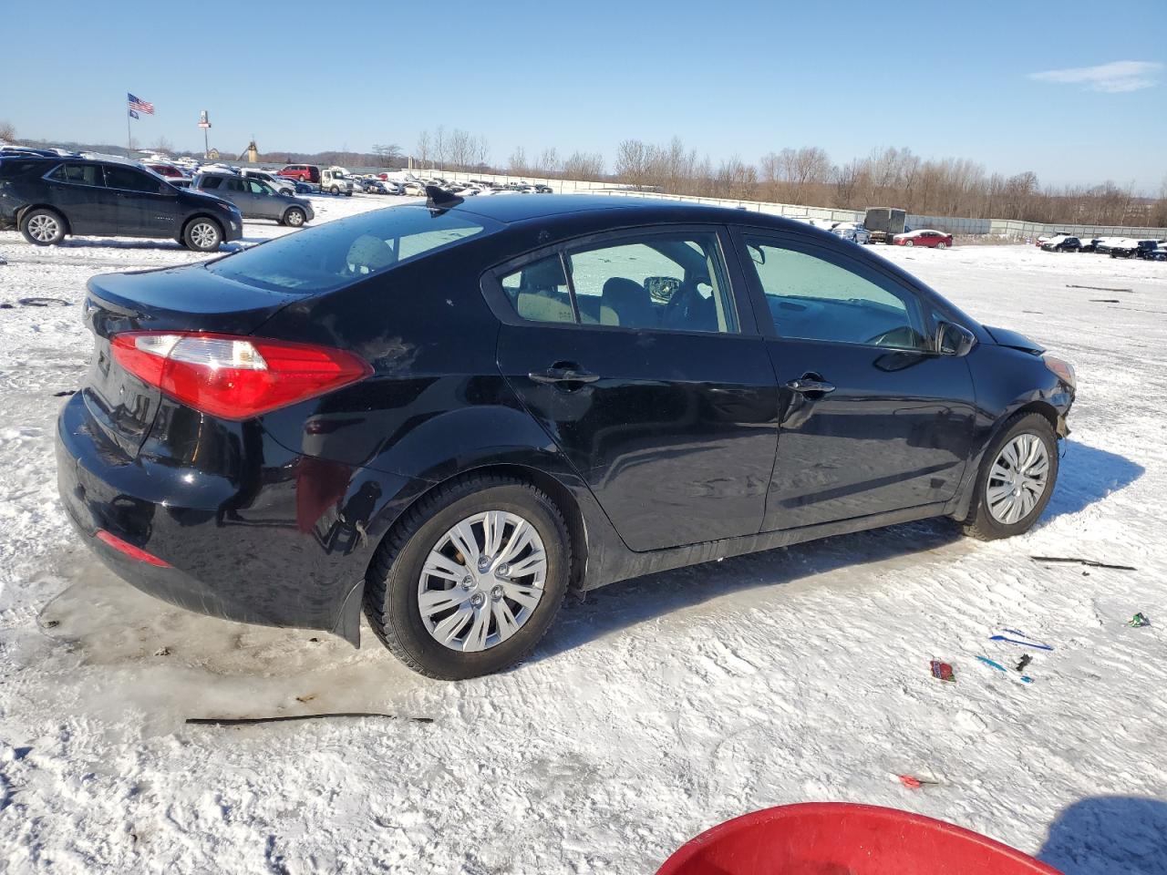 2015 KIA Forte VIN KNAFK4A60F5377497 Copart auction photo, front end / side damage thumbnail 3