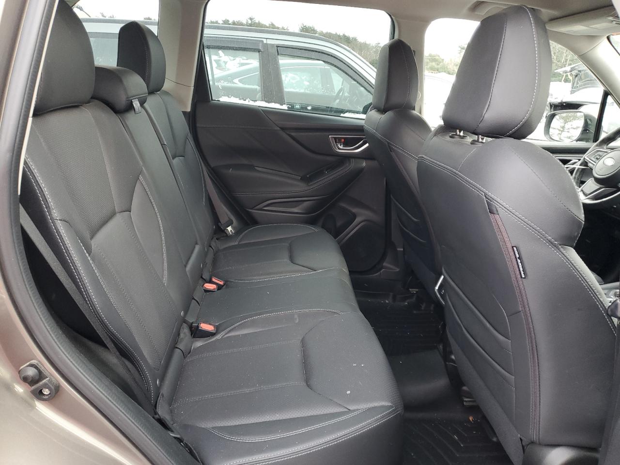 2020 Subaru Forester VIN JF2SKAUC7LH605282 Copart auction photo, front end / minor dent/scratches damage thumbnail 11
