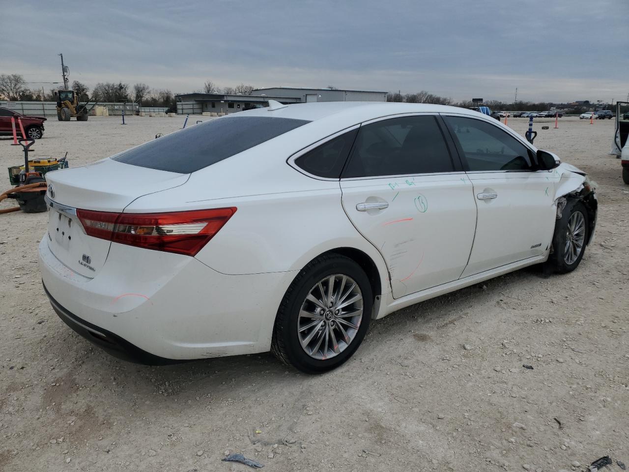 2016 Toyota Avalon VIN 4T1BD1EB9GU053243 Copart auction photo, front end / side damage thumbnail 3