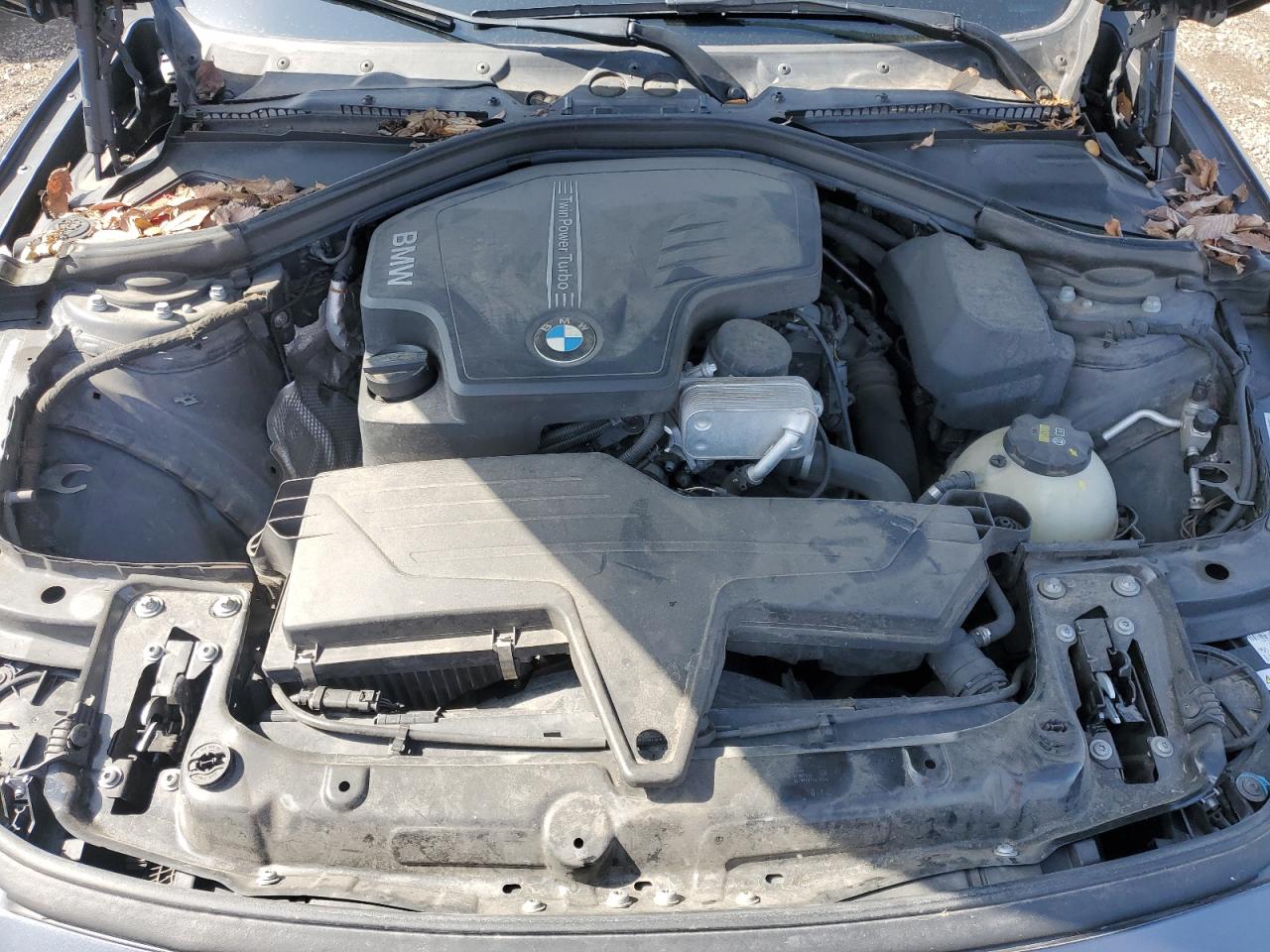 2016 BMW 4er VIN WBA4A9C51GG507207 Copart auction photo, front end / minor dent/scratches damage thumbnail 11