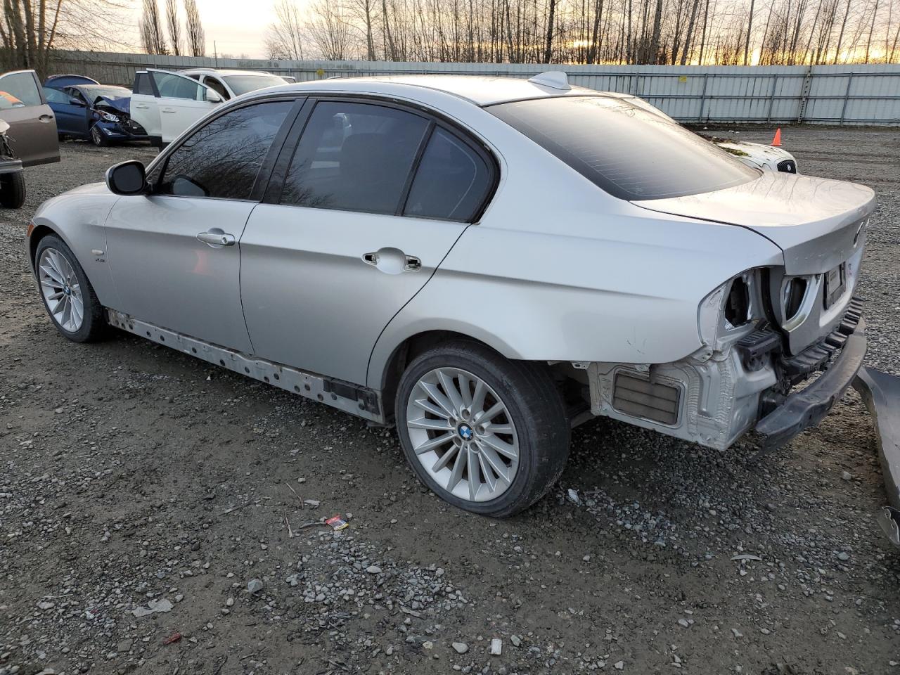 2011 BMW 3er VIN WBAPK5C51BA659406 Copart auction photo, rear end / side damage thumbnail 2
