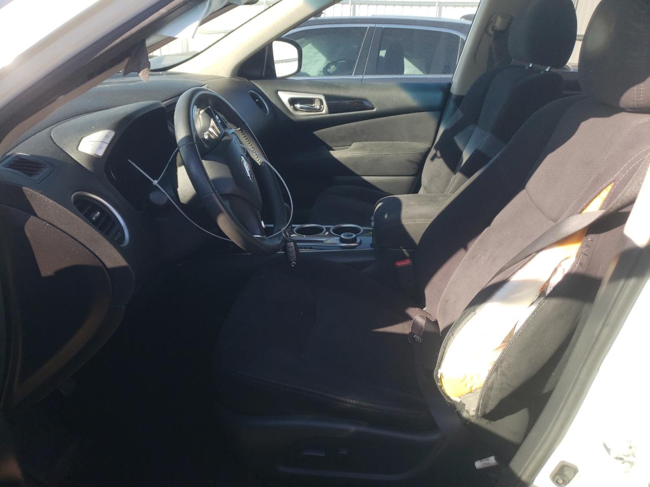 2016 Nissan Pathfinder VIN 5N1AR2MM5GC663555 Copart auction photo, rear end / minor dent/scratches damage thumbnail 7