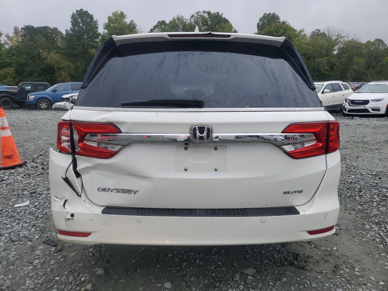 2018 Honda Odyssey VIN 5FNRL6H97JB049042 Copart auction photo, rear end damage thumbnail 6