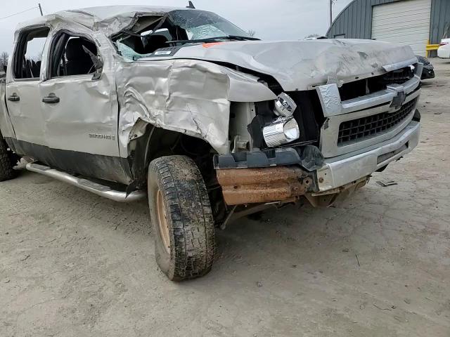 2008 Chevrolet Silverado VIN 1GCHK23K88F151022 Copart auction photo, rollover / all over damage thumbnail 11