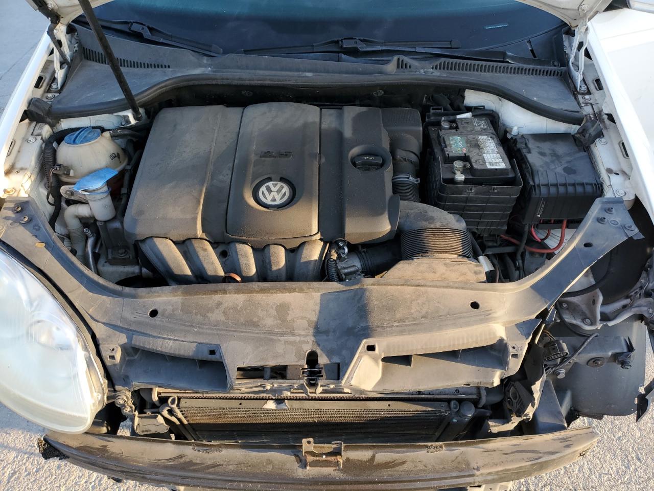 2010 Volkswagen Jetta VIN 3VWRZ7AJ8AM114062 Copart auction photo, front end damage thumbnail 11
