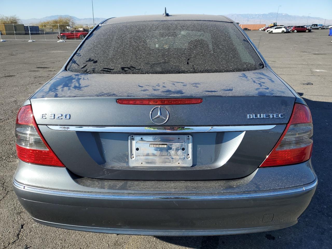 2007 Mercedes-Benz E-klasse VIN WDBUF22XX7B090177 Copart auction photo, front end damage thumbnail 6