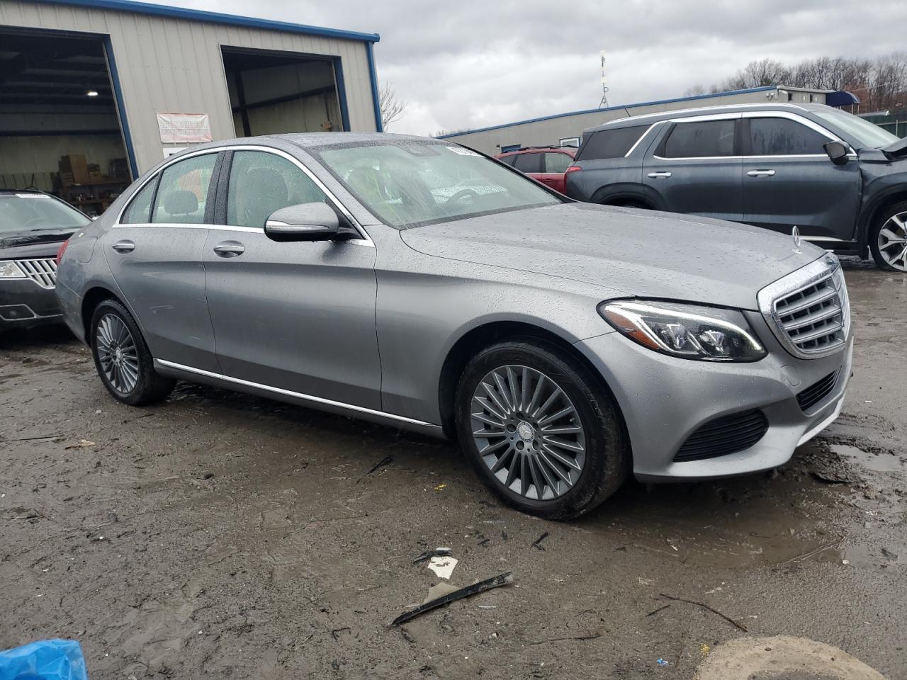 2015 Mercedes-Benz C-klasse VIN 55SWF4KB7FU004733 Copart auction photo, front end damage thumbnail 4