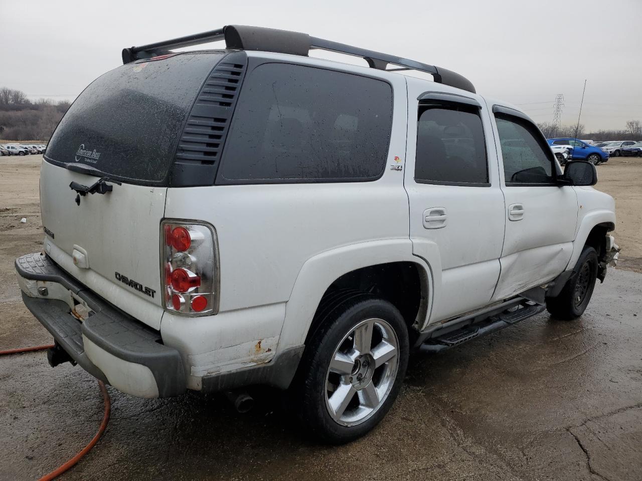 2005 Chevrolet Tahoe VIN 1GNEK13T65R197195 Copart auction photo, front end damage thumbnail 3