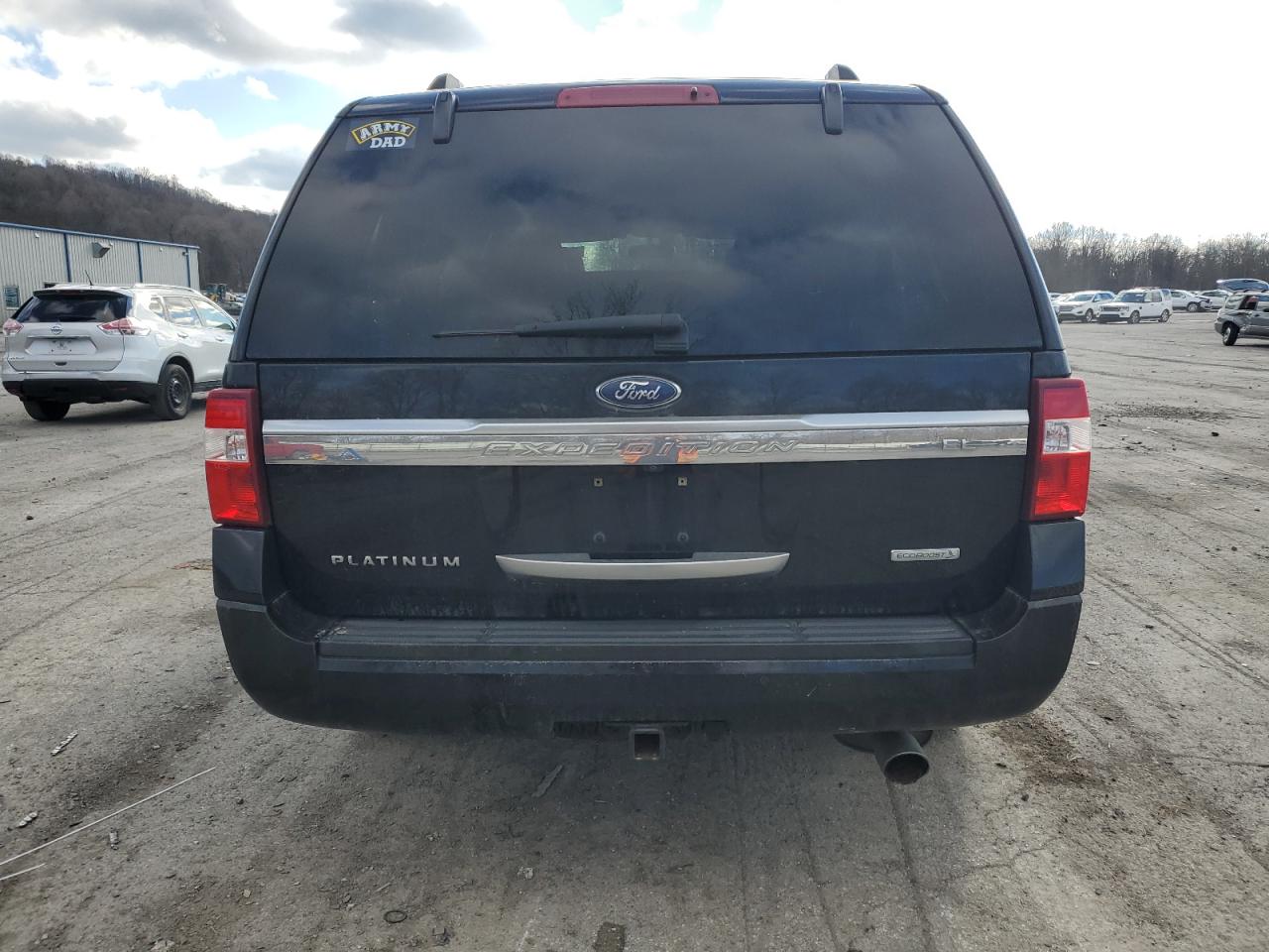 2017 Ford Expedition VIN 1FMJK1MT8HEA38742 Copart auction photo, front end / side damage thumbnail 6