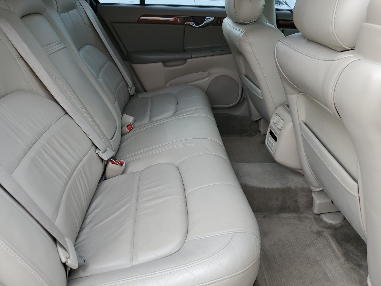 2004 Cadillac De Ville VIN 1G6KD54Y44U116247 Copart auction photo, front end damage thumbnail 10