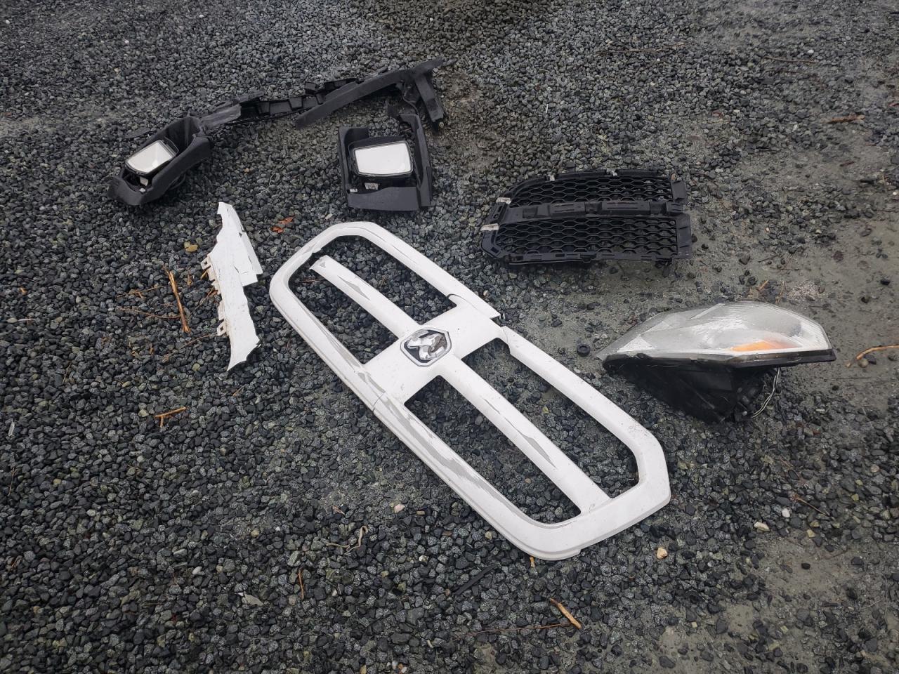 2018 RAM 1500 VIN 1C6RR7KTXJS189461 Copart auction photo, front end damage thumbnail 12