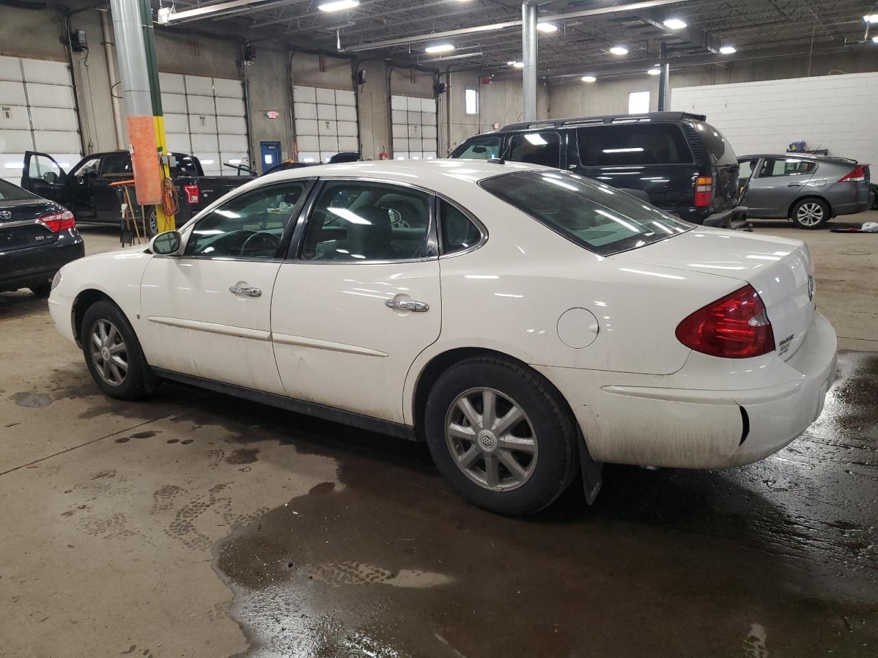 2007 Buick LaCrosse VIN 2G4WC582171247929 Copart auction photo, front end / rear end damage thumbnail 2