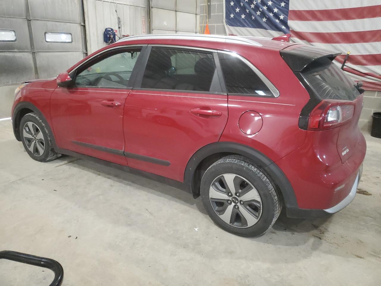 2018 KIA Niro VIN KNDCB3LC9J5122715 Copart auction photo, front end damage thumbnail 2