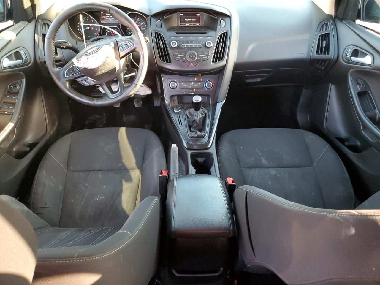 2016 Ford Focus VIN 1FADP3K25GL331233 Copart auction photo, front end / minor dent/scratches damage thumbnail 8