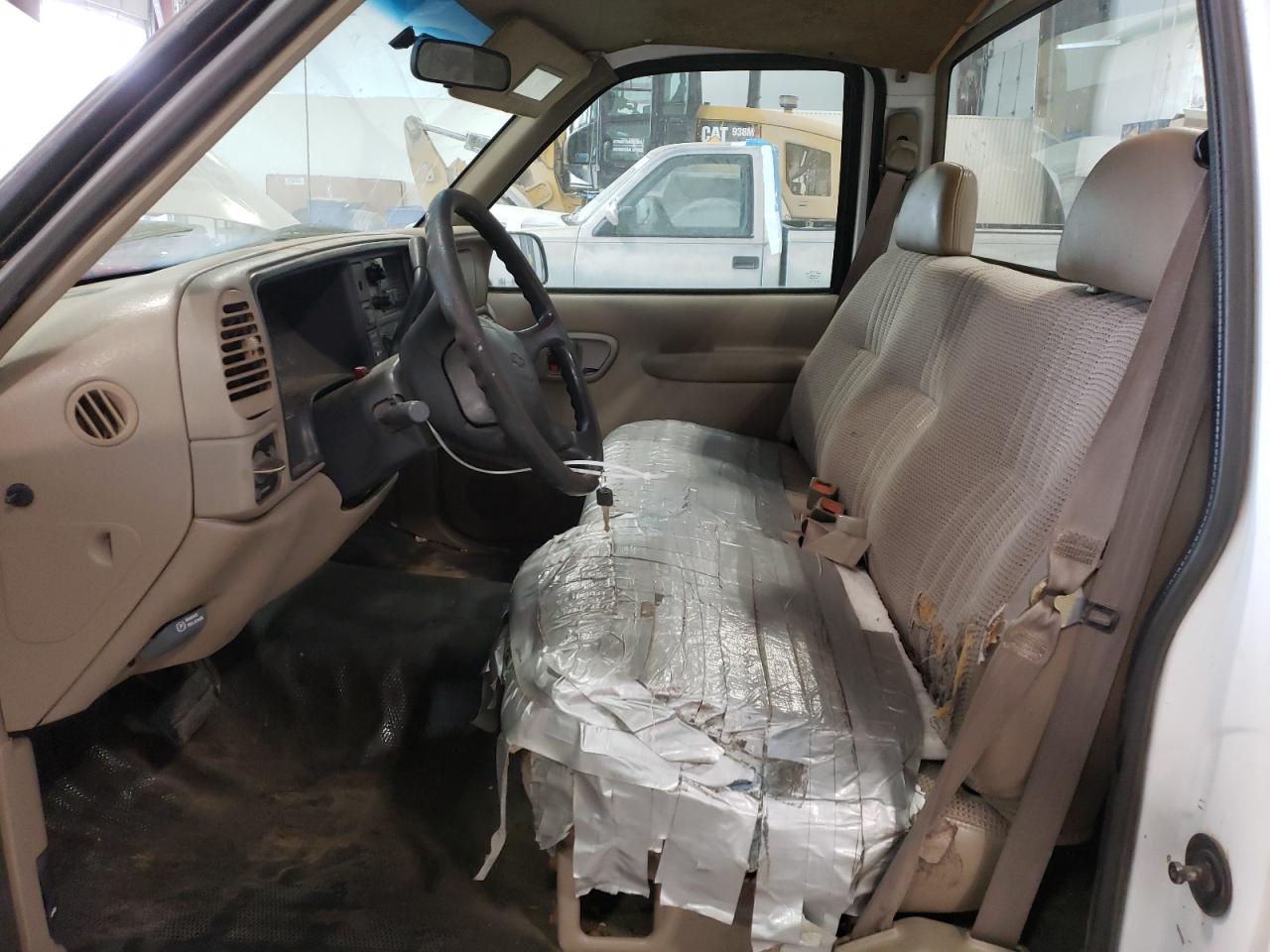 1997 Chevrolet GMT-400 VIN 1GCEC14W6VZ252436 Copart auction photo, all over / hail damage thumbnail 7