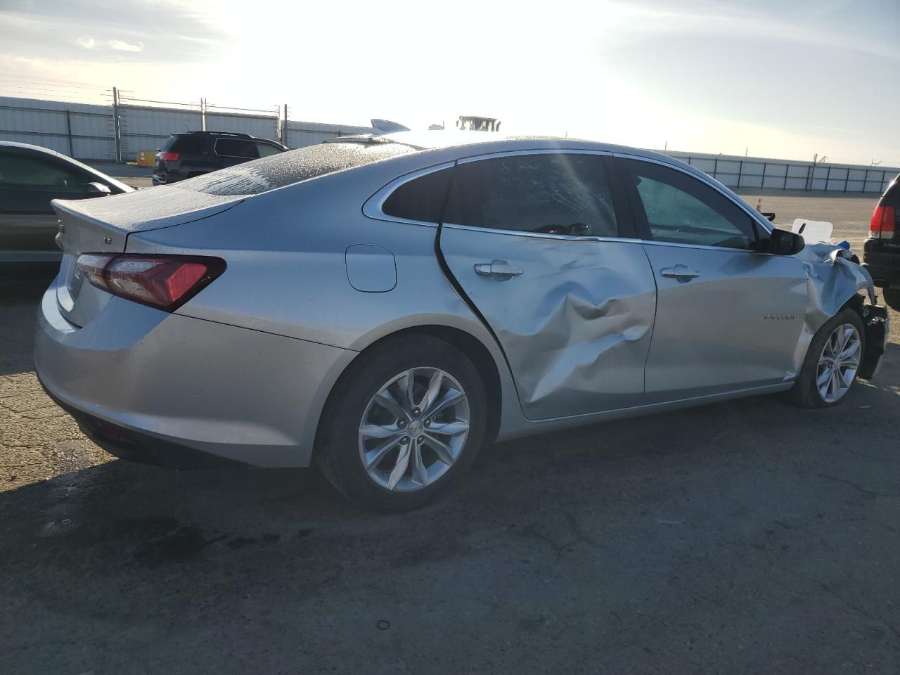 2021 Chevrolet Malibu VIN 1G1ZD5ST6MF061767 Copart auction photo, front end / side damage thumbnail 3