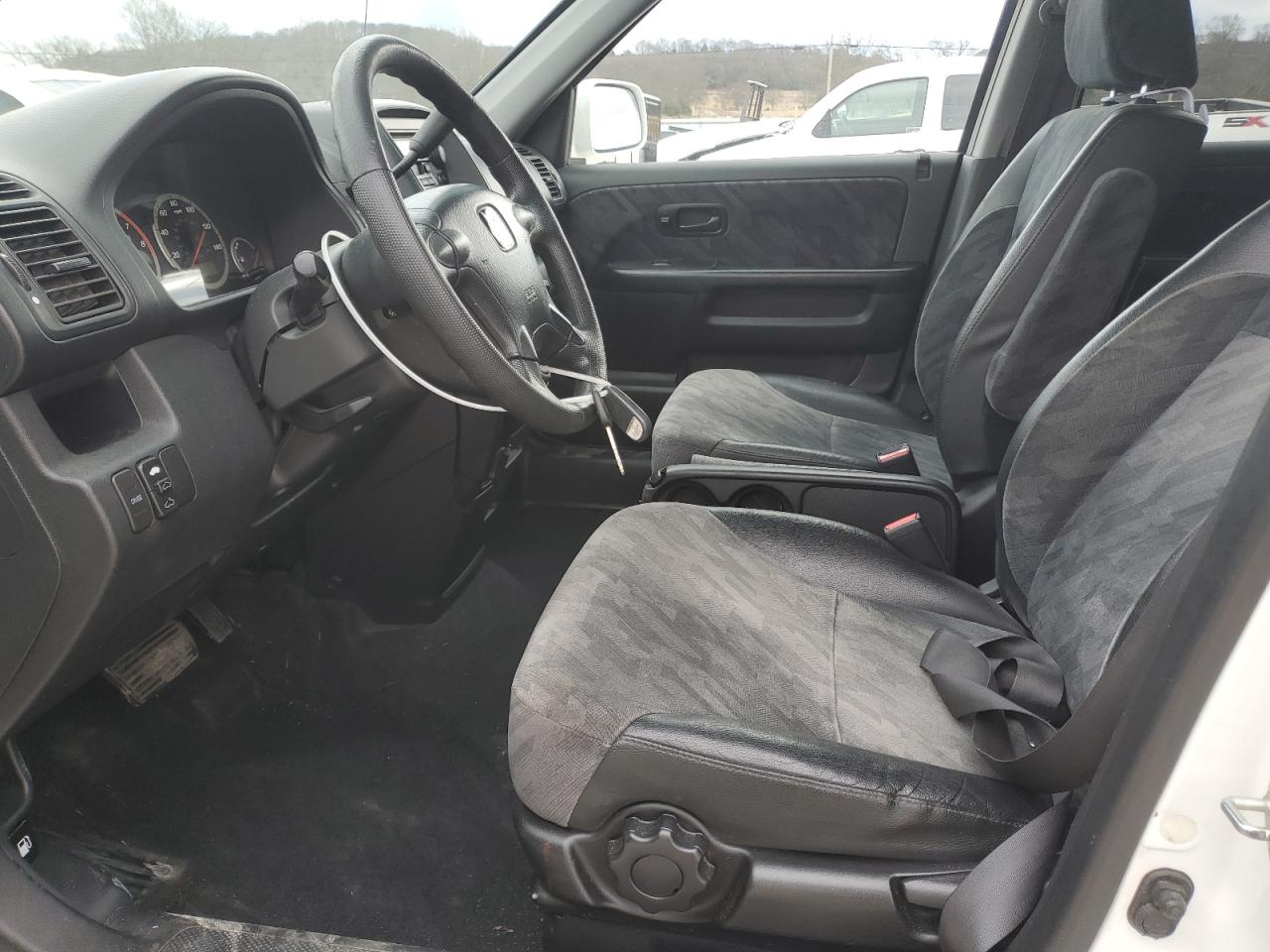 2004 Honda CR-V VIN SHSRD78824U211828 Copart auction photo, front end damage thumbnail 7