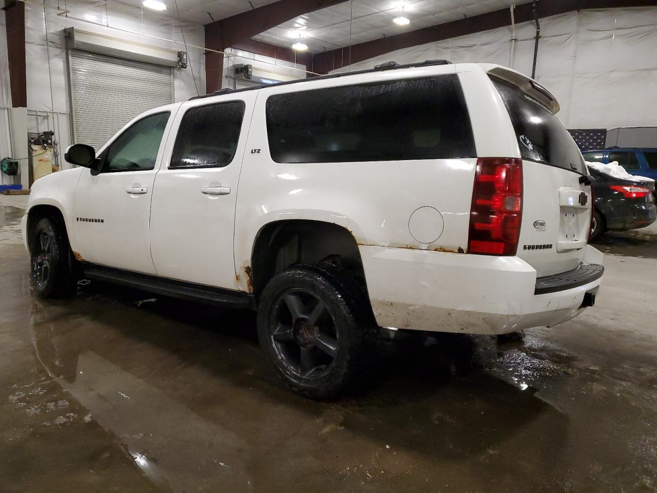 2007 Chevrolet Suburban VIN 1GNFK16337J187502 Copart auction photo, front end / side damage thumbnail 2