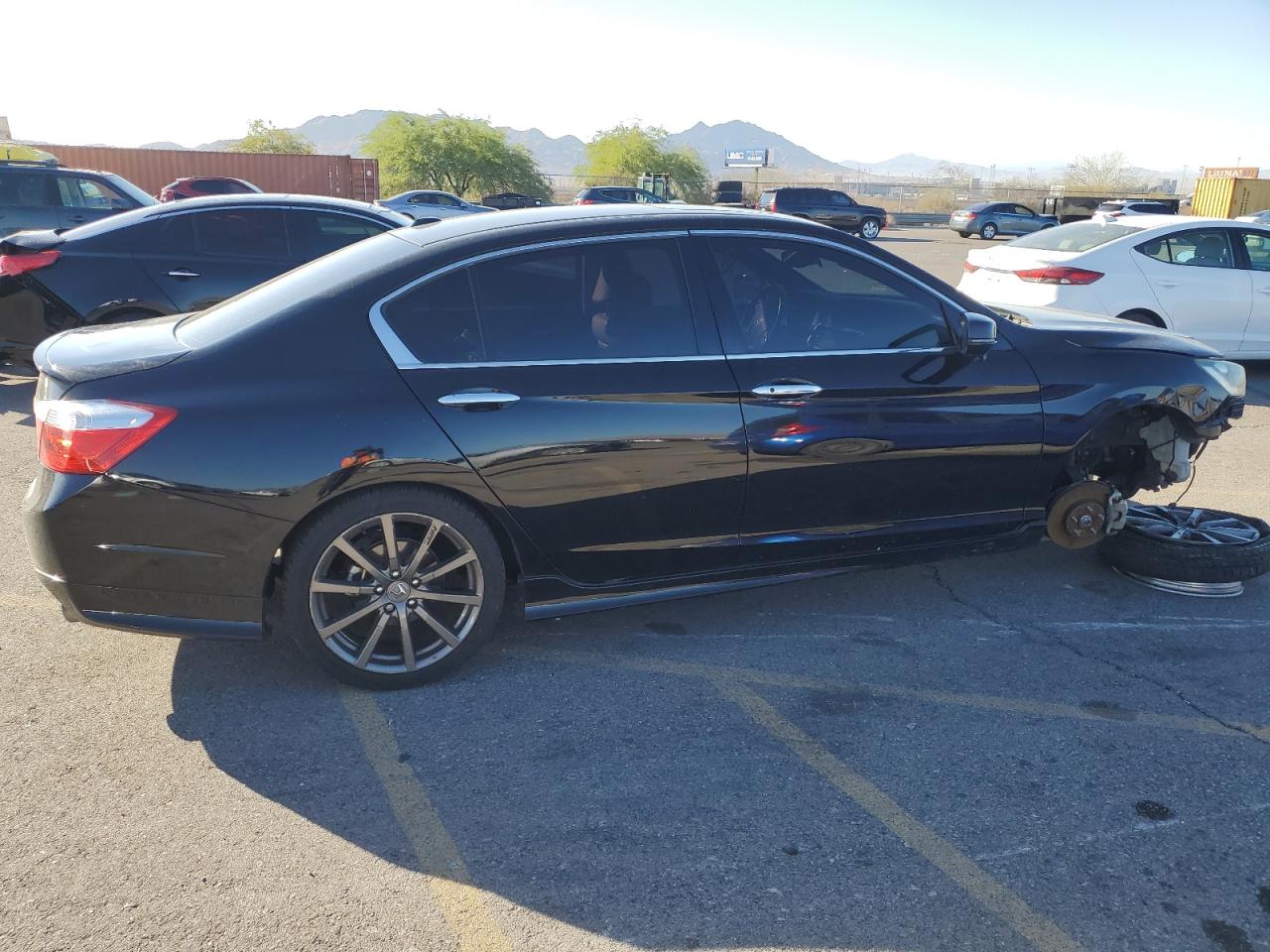 2013 Honda Accord VIN 1HGCR3F86DA020711 Copart auction photo, front end damage thumbnail 3