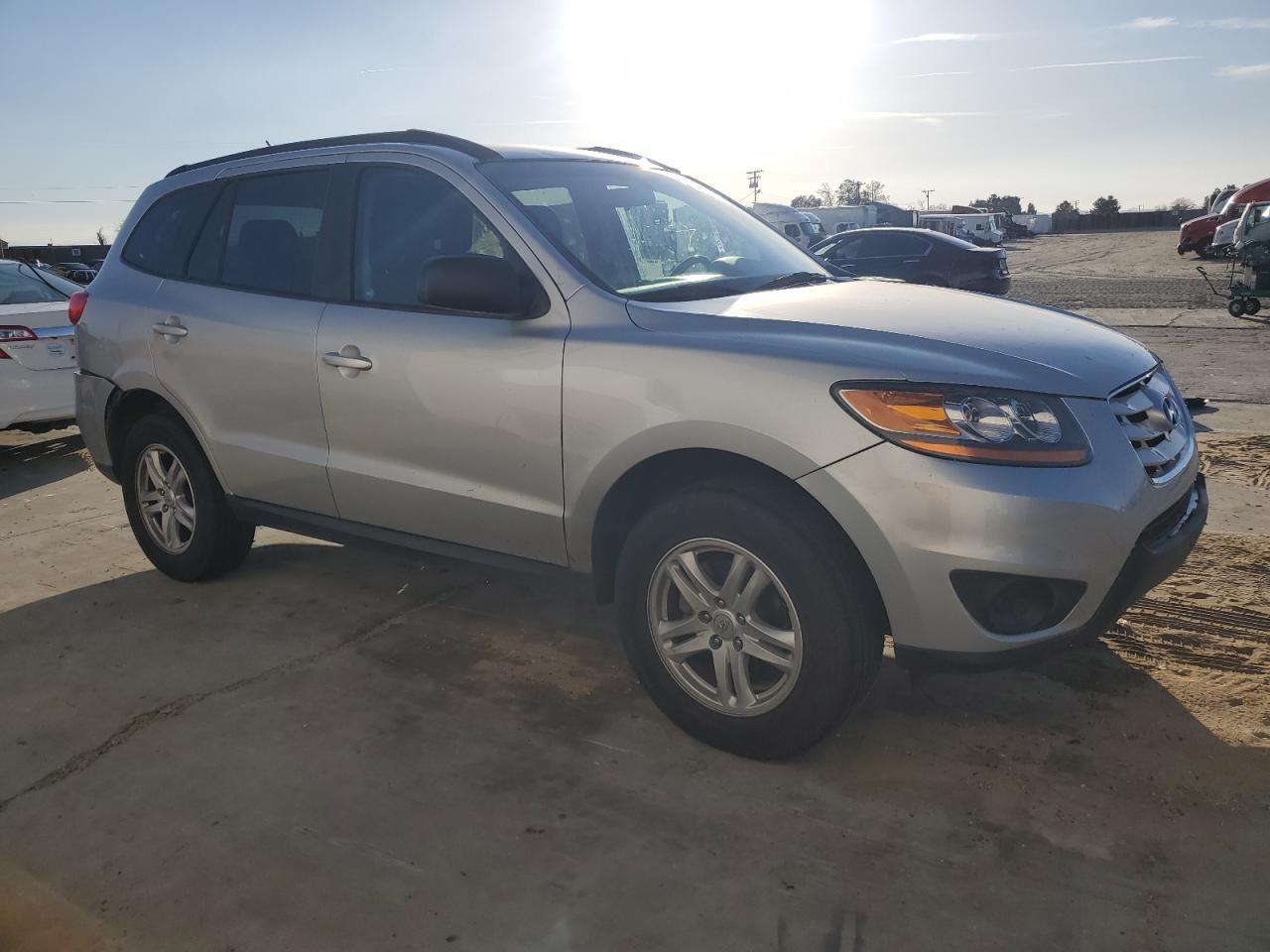 2011 Hyundai Santa Fe VIN 5XYZG3AB9BG037937 Copart auction photo, rear end damage thumbnail 4
